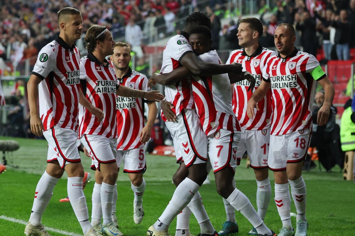 Samsunspor Avrupa’da Şov Yaptı