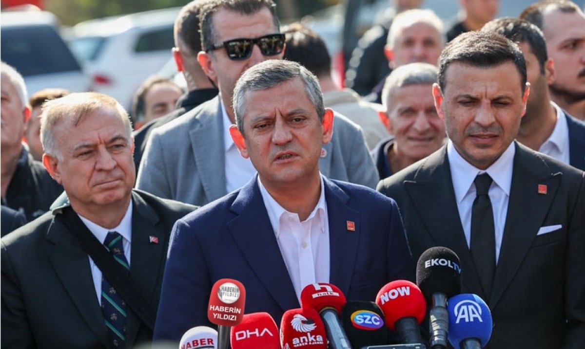 ÖZGÜR ÖZEL : BİZ YENİ BAŞLIYORUZ ONLAR SONA GELDİ !